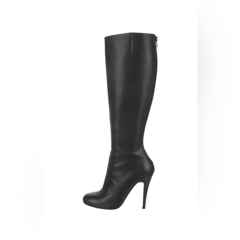 Christian Louboutin
Leather Boots